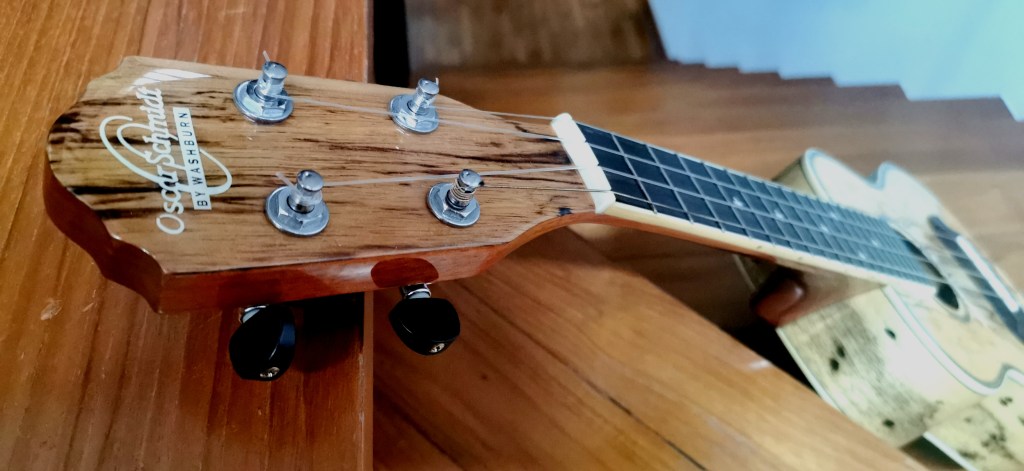 Photo of the Oscar Schmidt Concert Ukulele OU7 that I personally own