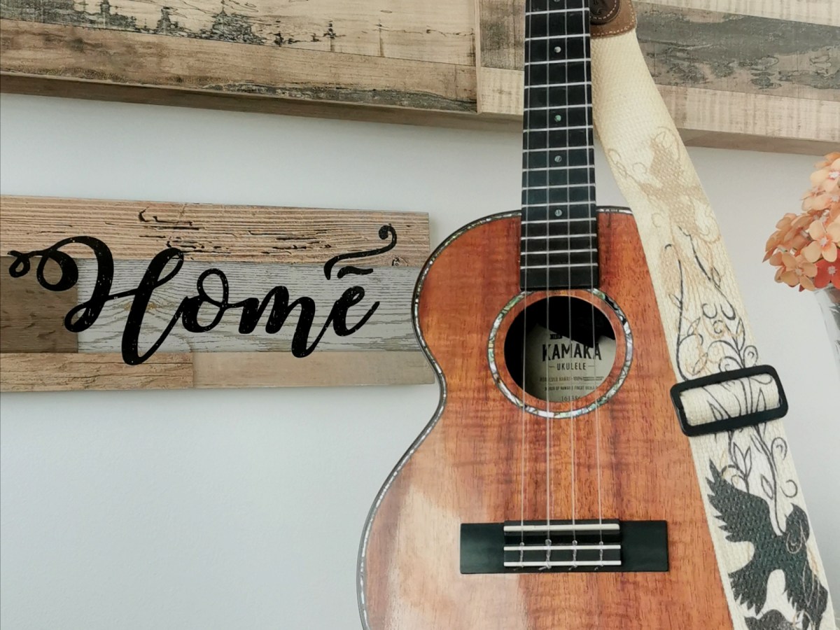 Kamaka Ukulele HF-3 D2I Slothead Deluxe&nbsp;Tenor
